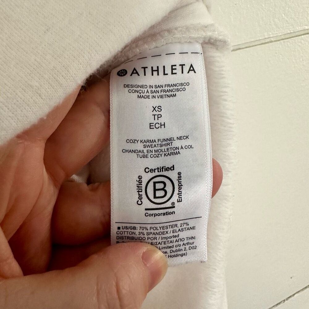 Athleta Women’s Extra Small Cozy Karma Funnel Neck Ivory Cream Sweatshirt - Picture 3 of 6